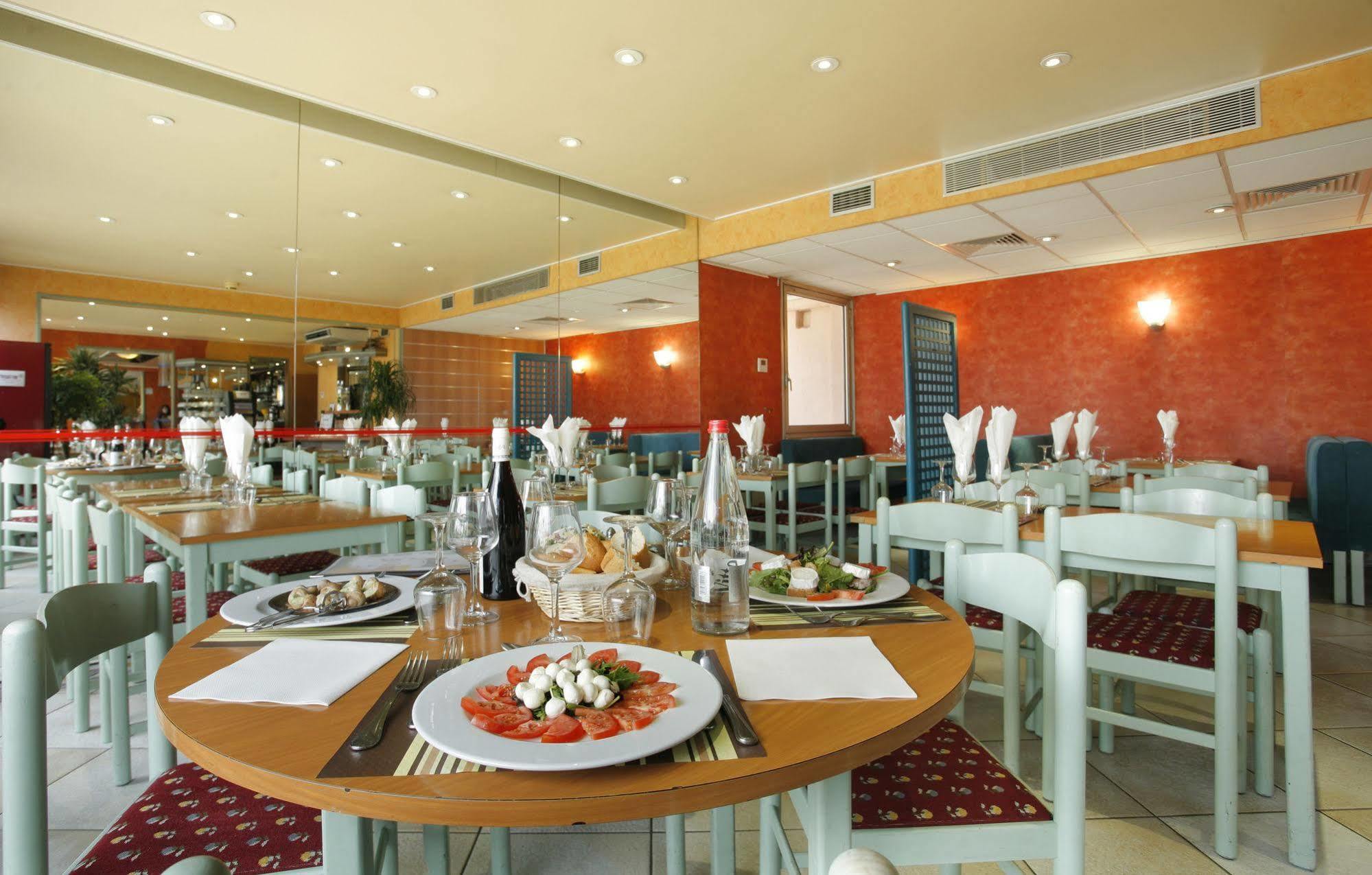 Hotel Originals City, Armony Dijon - Chenôve Εξωτερικό φωτογραφία
